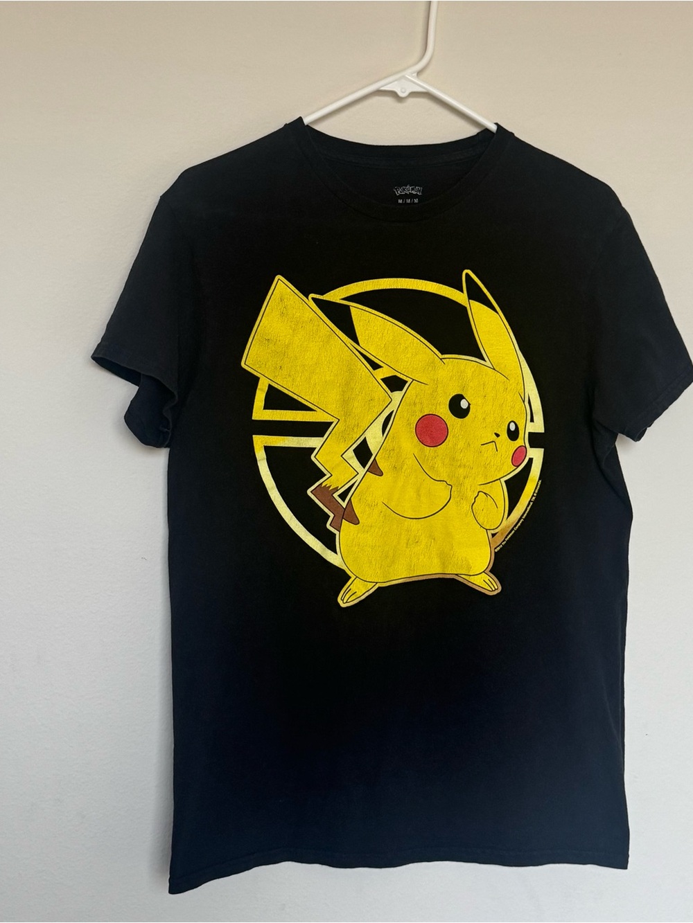 Men’s Pokemon Pikachu Black Graphic T‑Shirt Size M